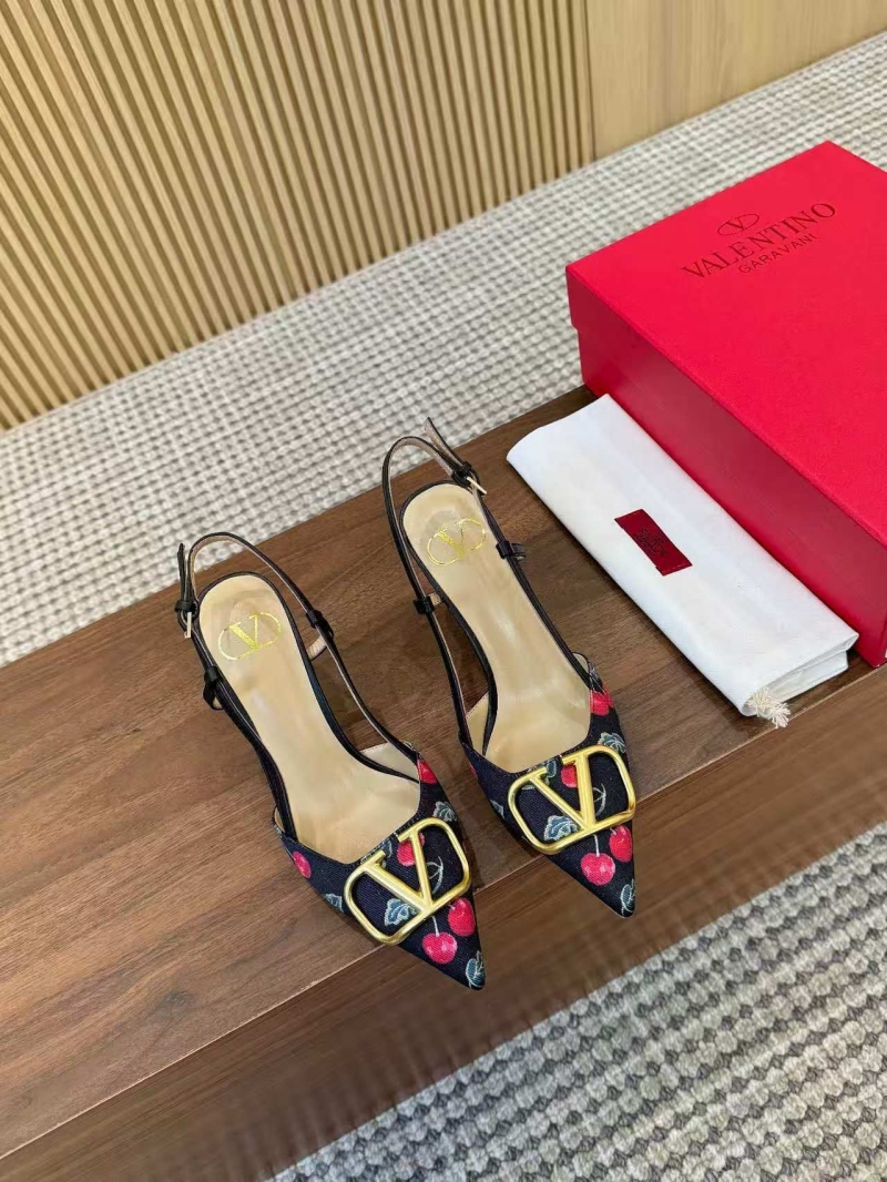 Va1e*ntin0 heeled shoes